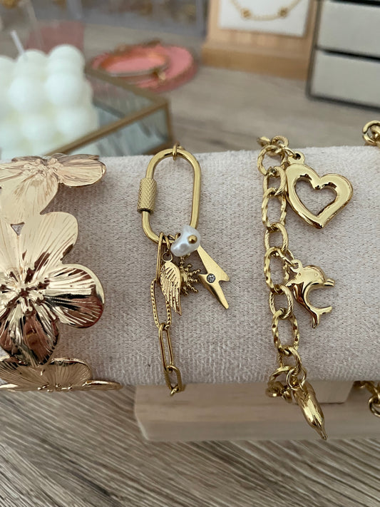 Bracelet charms mousqueton Angela, acier inoxydable doré.