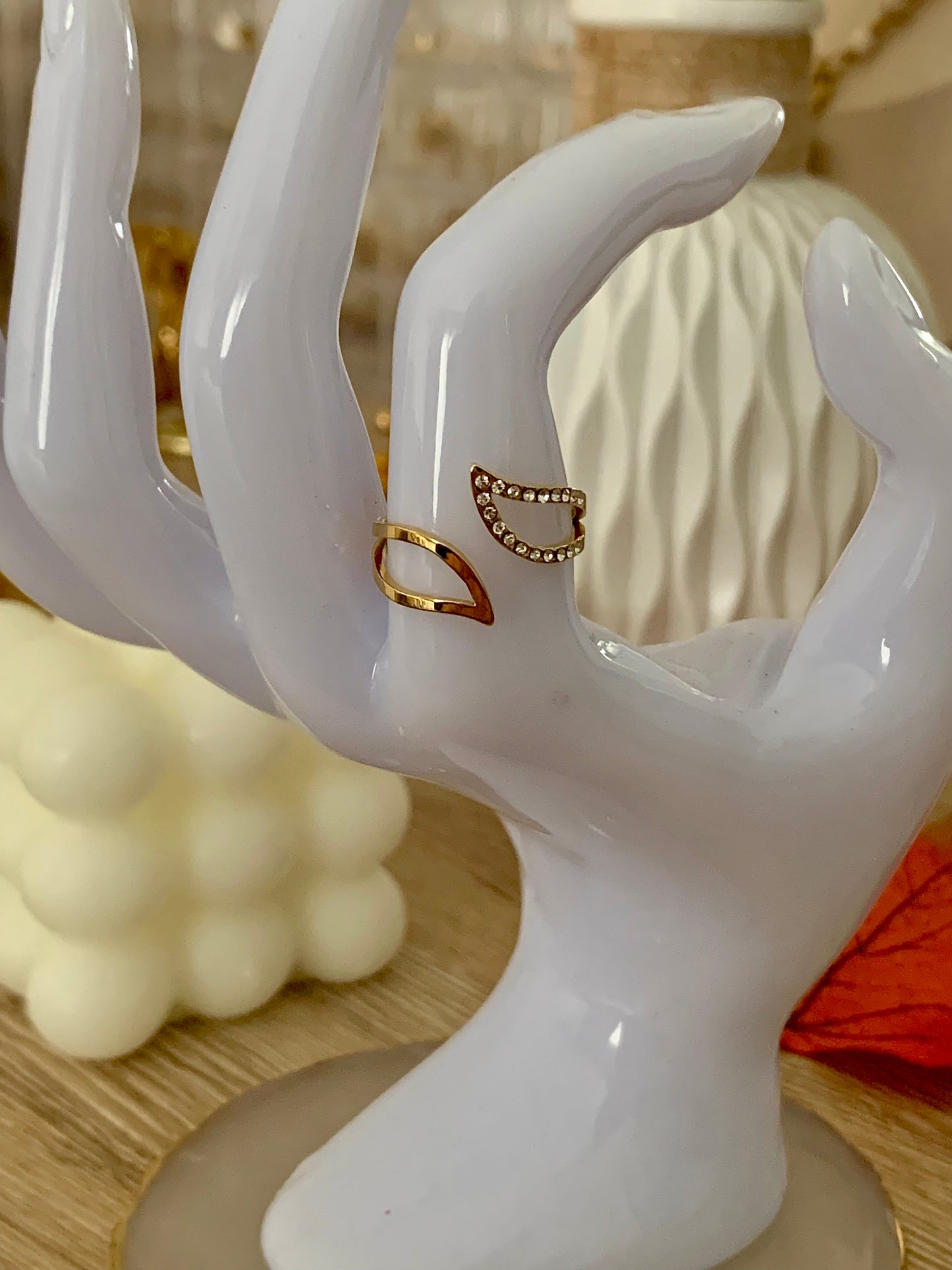 Bague Krysti ouverte , avec strass acier inoxydable doré .