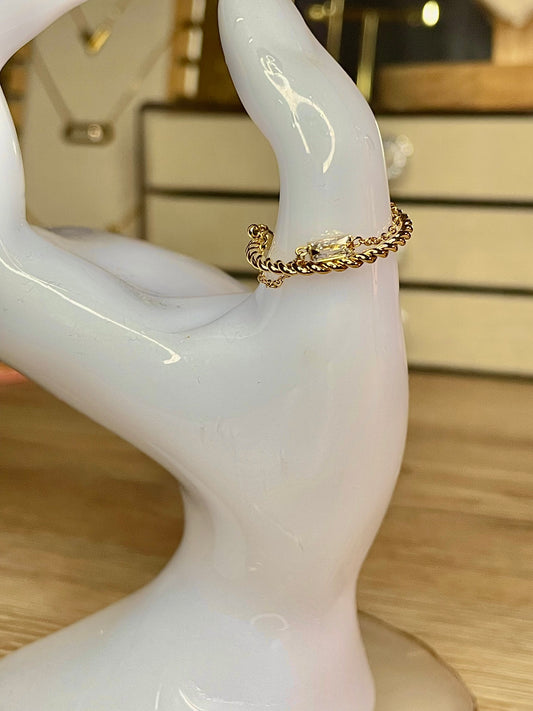 Bague Paola chaîne, 1 strass carré, acier inoxydable doré.