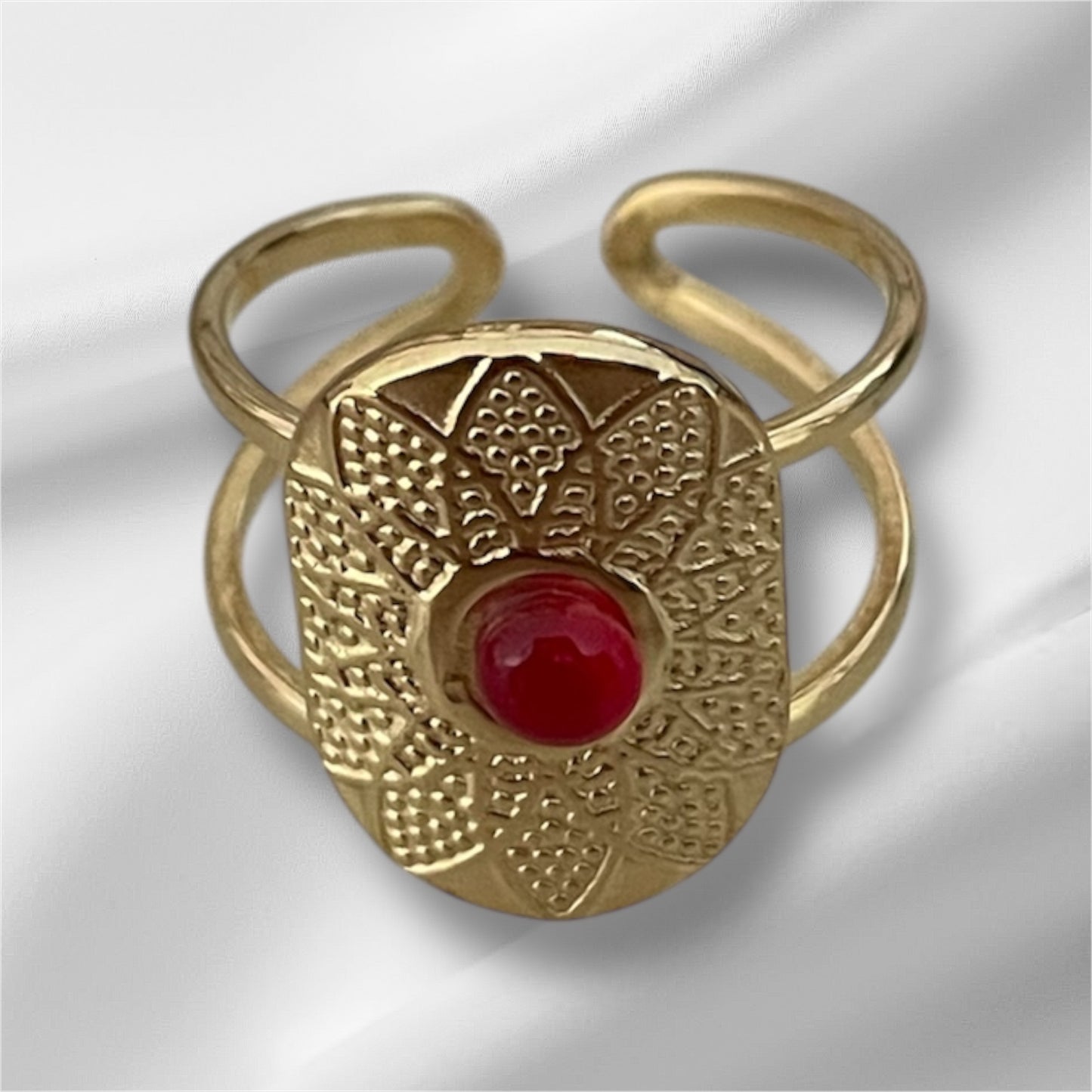Bague ovale fleur Ruby rouge, acier inoxydable doré.