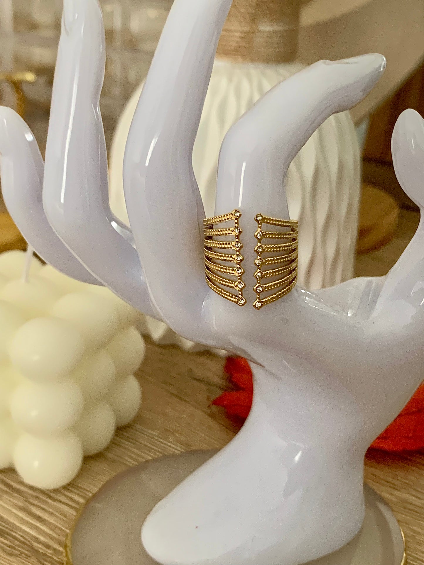 Bague Kelly ouverte 14 strass , acier inoxydable doré.