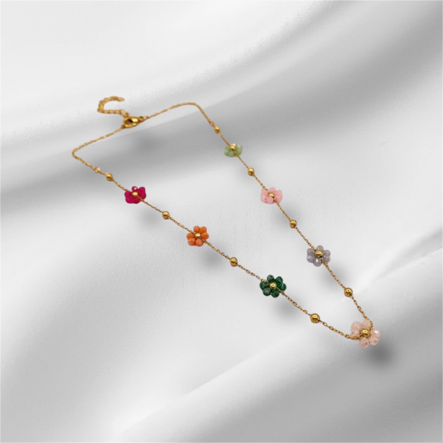 Collier Fleurs Florine Marguerites multicolores, acier inoxydable doré.