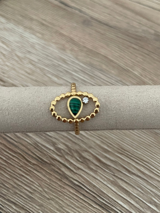 Bague Lyly goutte verte strass, acier inoxydable doré.