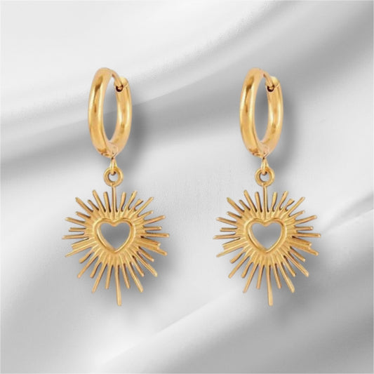 Boucles d’oreilles cœur soleil Caroline, acier inoxydable doré.