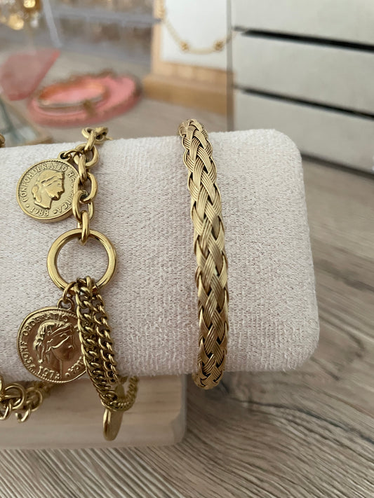 Bracelet Trycia tressé, acier inoxydable doré.