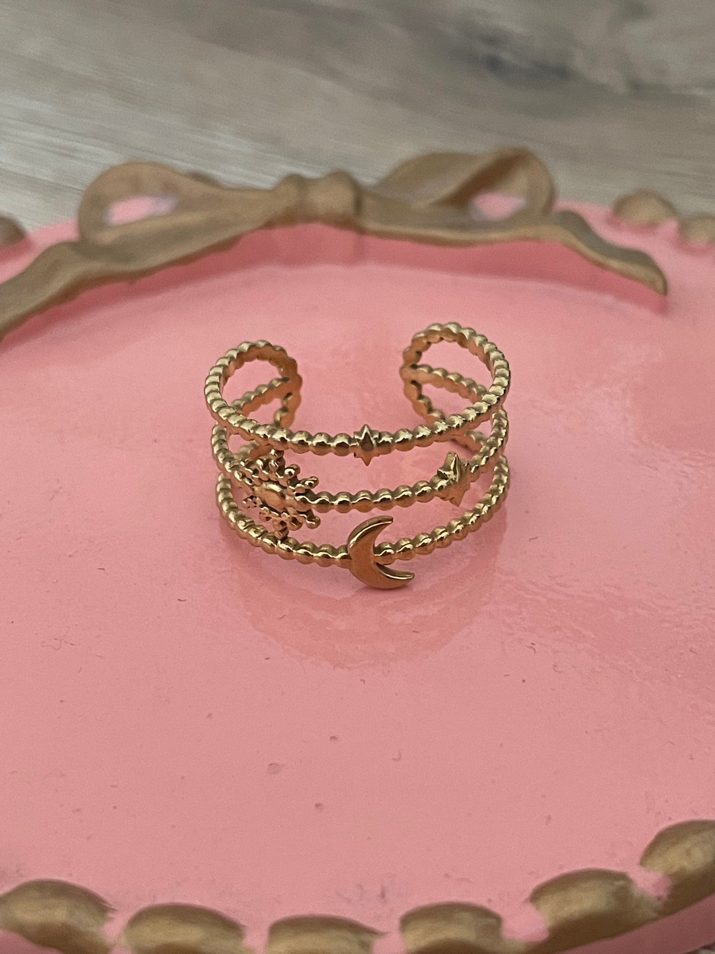 Bague lune,étoile,soleil Solaria, acier inoxydable doré.