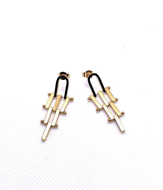 Boucles d’oreilles Maëlys maillons montres, acier inoxydable doré.