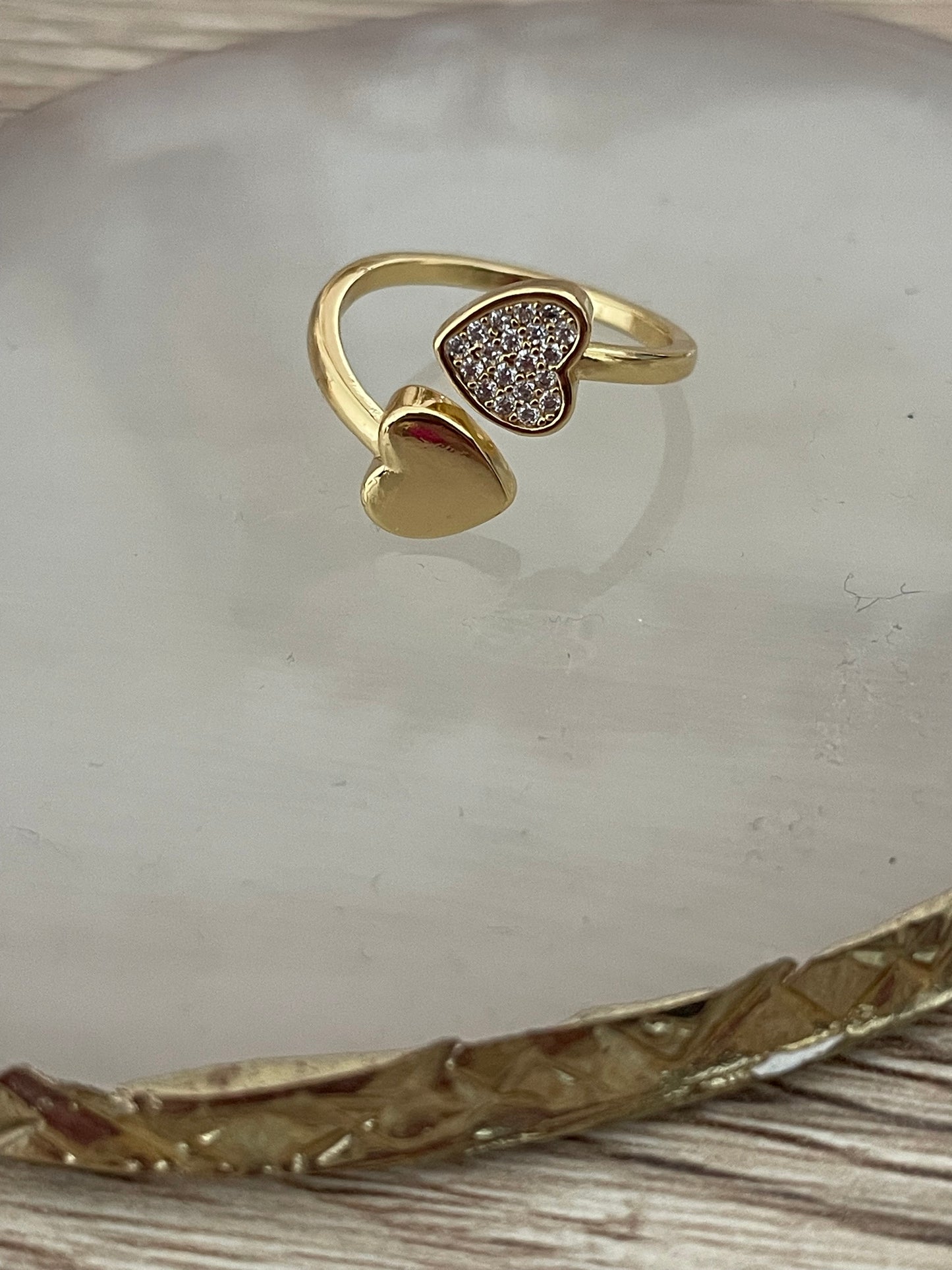 Bague Tatiana, cœur strass acier inoxydable doré.