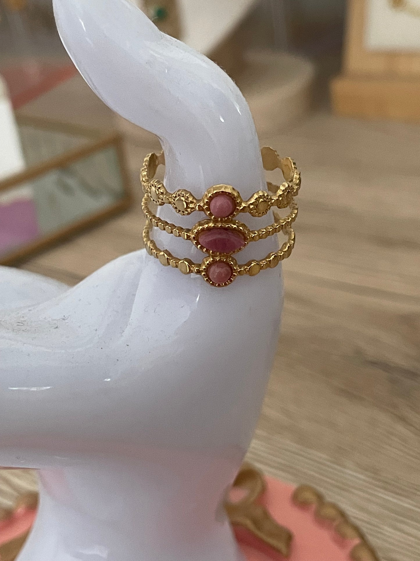 Bague Rosa,motifs,ronds, ovales, en acier inoxydable doré.