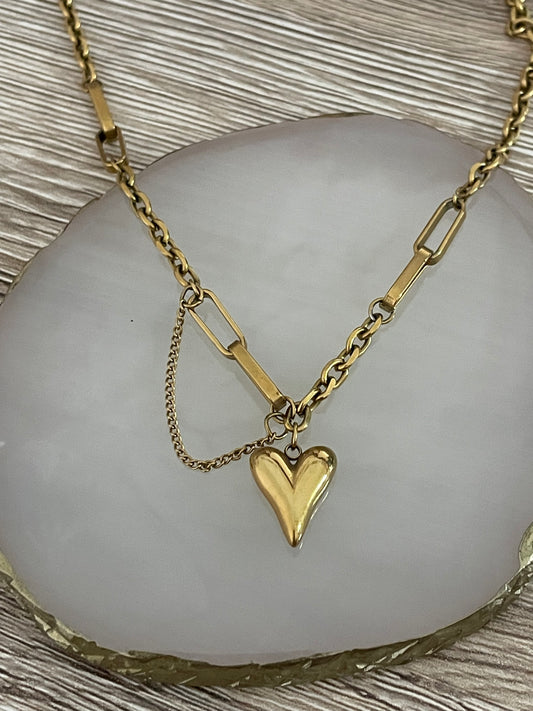 Collier Valentine, cœur chaînette et chaîne gourmette en acier inoxydable doré.